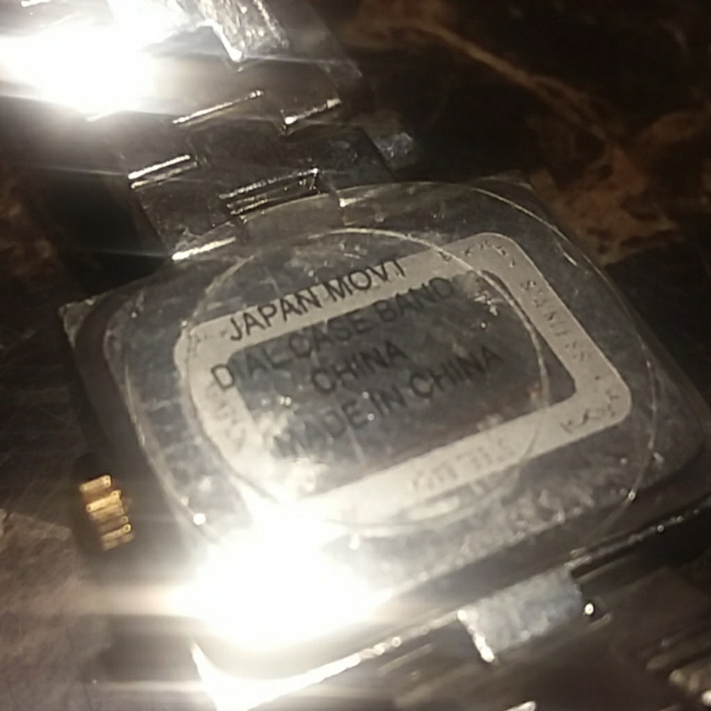 Watch - Picture 3 of 4